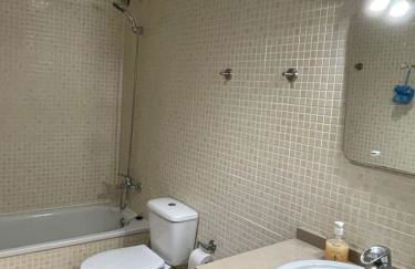 Bright & spacious 2BR in Fenals with pool view - Foto 19