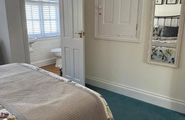 Beer Bakery Cottages - Charming Cottage Retreat - 2 mins from Beach with Car Parking space - Foto 12