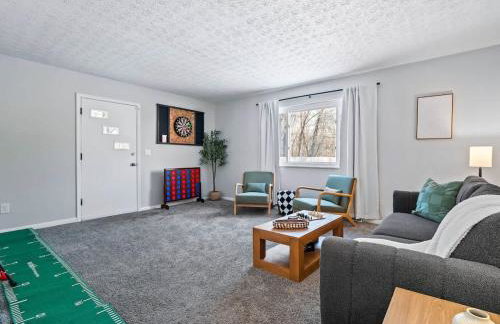 Hot Tub, Game Room, 4 Bedrooms, Gorgeous Remodel - Foto 22