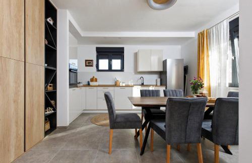 NEW - House KoStella - Drniš - Foto 10