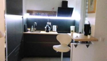 NICE- GAIRAUT - JARDIN PRIVE- GRAND F1 LUMINEUX-Piscine Collective - Foto 2