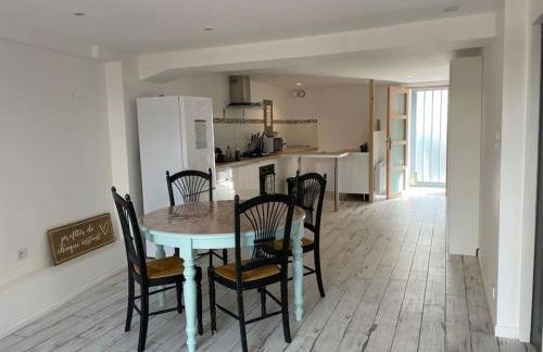 Charentaise 6-8 personnes avec piscine - Foto 2