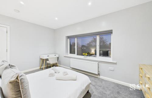 Refurbished 4-Bed, Open-Plan Living, Sleeps 10 - Foto 55