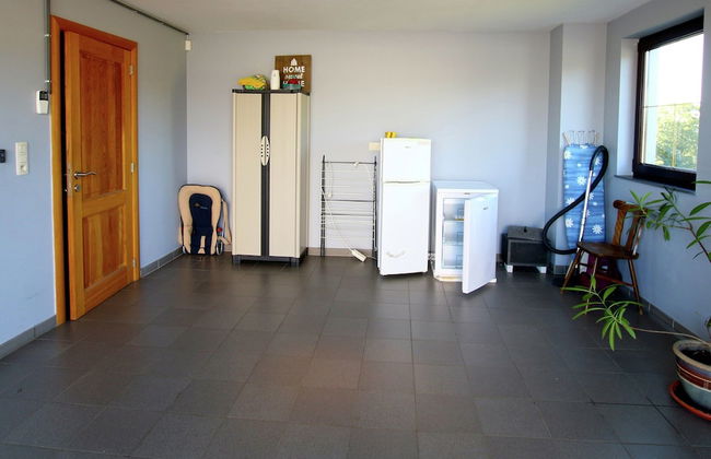 Classy Holiday Home in Martilly with Hot Tub - Foto 15