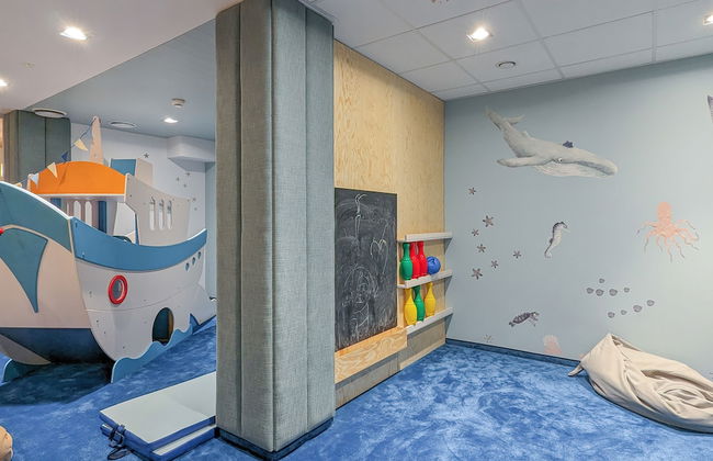 Two-bedroom Accepting Pets by Renters - Photo 48