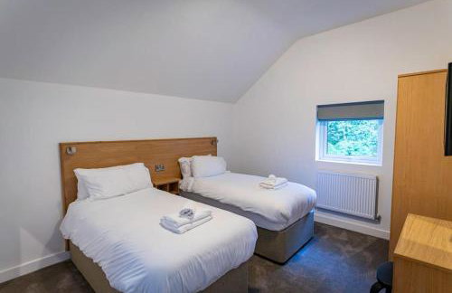 Errwood, woodland lodge with hot tubs for 14 - Foto 41