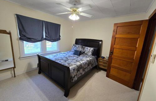 Elena's Lake Cottage - A Cozy Lake Getaway - Foto 3