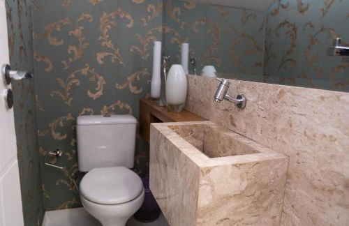 Sobrado com 1 suite 2 quarto ar 1km Shopping JL - Foto 122