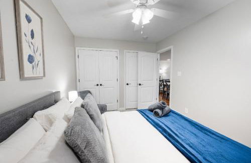 Luxury 3BR3BA TWO KING BEDS Fast WiFi, Free Parking, 5mins-Liberty University & Airport LYH great for Families, Business Travel or Weddings guest - Foto 20