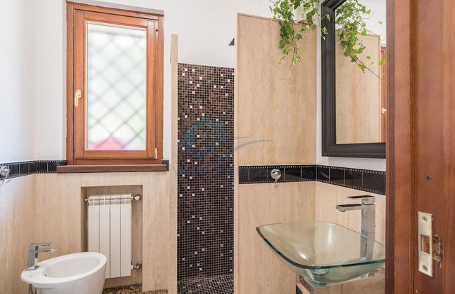 New Refined Villa Rayskaya In Monte Compatri - Foto 18