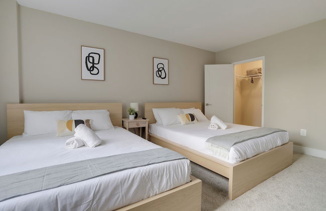 Walkable DC View Apartments - Photo 11