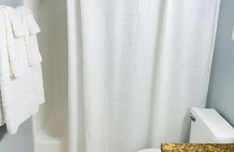 Retreat 4BR Sleeps 10 plus, 8mi LakePoint, Red Top - Foto 30