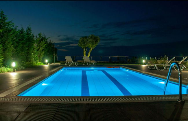 "villa Horizon - Elegance & Privacy With Scenic Views - Extended Pool" - Foto 26