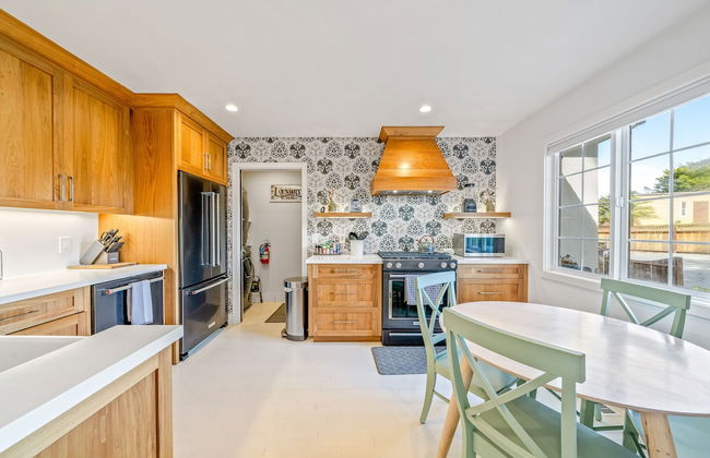 Your Dream Seaside Vacation! Charming 2 BDR Home - Foto 7