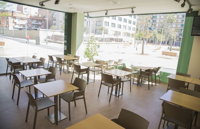 Aparthotel Aura Park Fira Barcelona - Photo 52