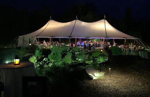 1800ML - As Seen on TV 1 mile from skiing great views hot tub fire pit beach Pool gym passes - Foto 75