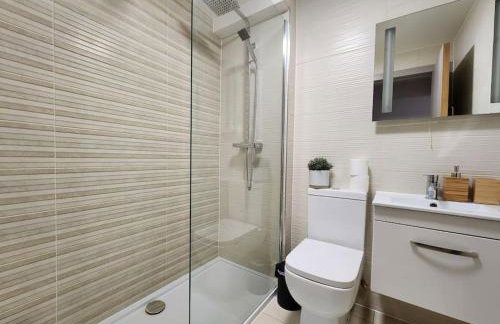 Horizon House, Luxury 2-Bedroom Ground floor flat, Parking, WiFi, Netflix - Foto 14