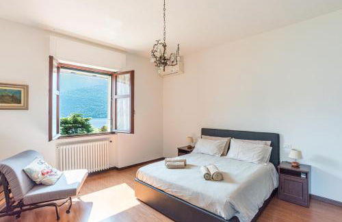 Teo s House private parking and lake view - Photo 24