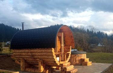 Domki nad rzeką w Komańczy - Foto 9