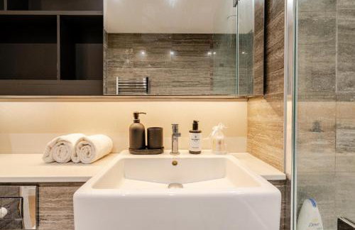 Stunning London city view large 1 bed apt - Foto 17