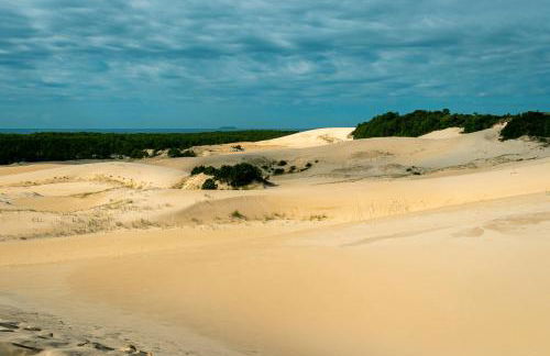 Apto jeito de casa entre mar e montanha AR - Foto 31