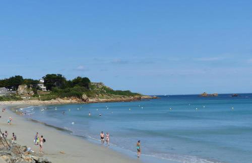 Studio in Plougasnou with Sea View and Beaches - Photo 14