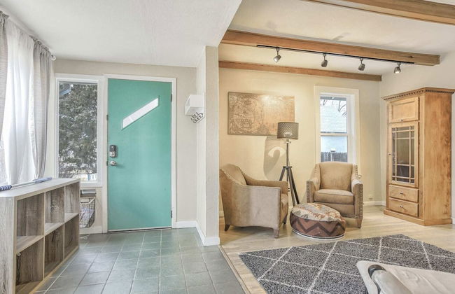 2BR Central Location Big Backyard & Dog Friendly! - Photo 30