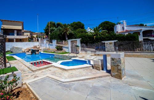 Casa adosada con piscina - Aralar ALBERT VILLAS - Foto 3