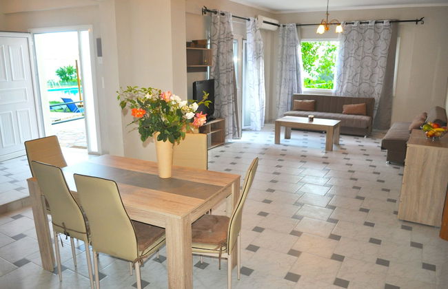 Large Apartment by the Pool - Pelekas Beach, Corfu - Foto 9