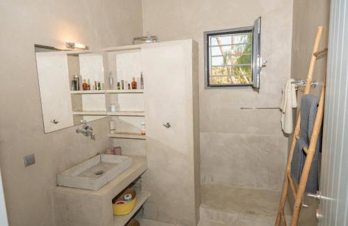 Beach Villa Next To The Waves! - Photo 17