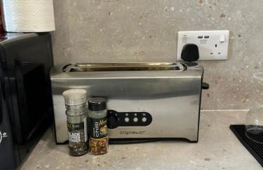 Modern flat in Egham by Royal Holloway University Royal Ascot and Windsor near Heathrow Airport - Foto 34