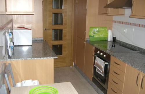 APARTAMENTO PEREGRINOS y USO TURISTICO CENTRO DE A GUARDA - Foto 11