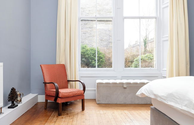 Spacious 2-Bedroom Ground Floor Flat - Foto 9