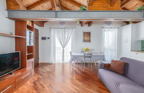 Homey Grandeur - Spacious Stay with Terrace & Wi-Fi - Foto 17