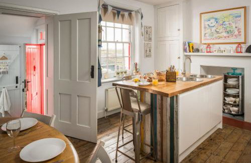 Coastguards Lookout - Photo 7