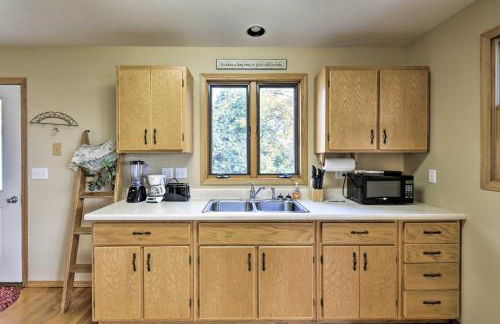 Charming Neenah House with Porch on Lake Winnebago! - Foto 10