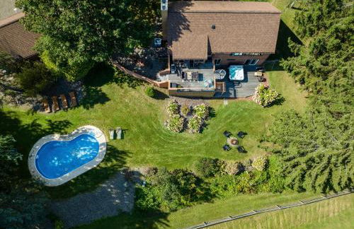 Relaxing Catskill Escape- Mountain Views - Hot Tub - Fire Pit - Heated Pool - Foto 36