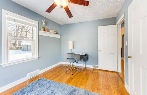 3 Mi to Hospitals Inviting Rockford Home with Yard! - Foto 12