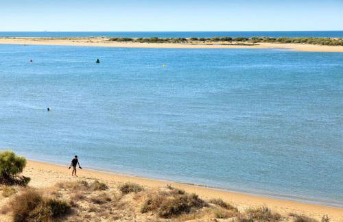 Casa en El Portil - 3-Bedroom Holiday Home including Paddle Tennis and Pool Near Golf Course - Foto 37