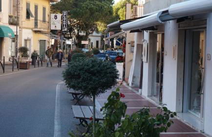 A 20 mt dal mare con ombrellone e sdraio in spiaggia - Foto 20