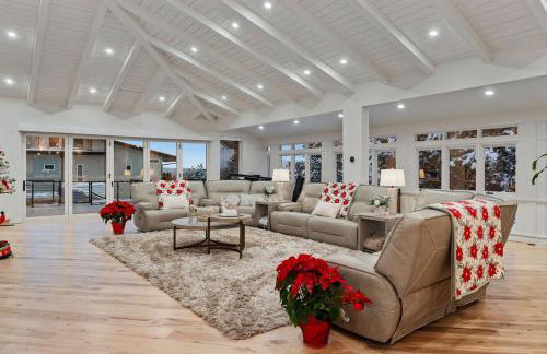 Exclusive Resort Escape - Heated Pool, Spa & Pickleball - Foto 16