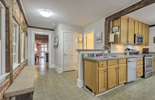 Warm and Peaceful Home with Fire Pit on Haw River - Foto 8