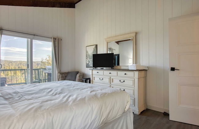 Lake Access, Game Room, Firepit, 3 Decks w/ Views Lakeview Ridge by Avantstay - Foto 20