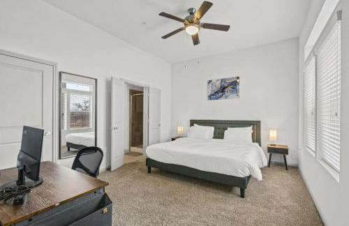 Austin Luxury 2BR 2B with Pool & FREE Parking - Foto 28