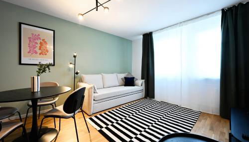 Rosengarten Apartments Fürth, Moderne Serviced Apartments in Citylage, ganze Ferienwohnung 50 m2, nahe Nürnberg, Metro, Sauna, Frühstück & Parkplatz - Foto 2