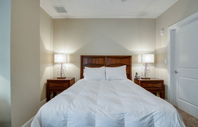 Bluebird Suites near AutoZone Park - Foto 11