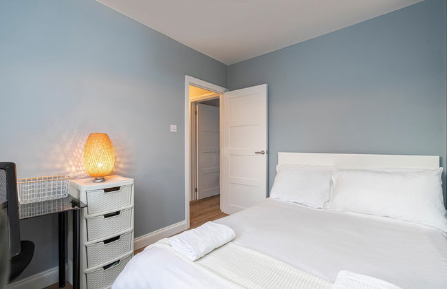 Charming Chiswick Flat by Underthedoormat - Foto 8