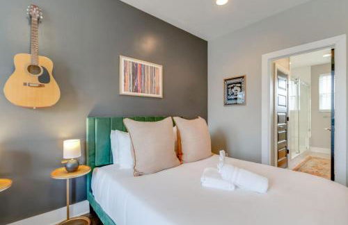 The Ultimate Double Rooftop Deck with Skyline Views - Foto 30