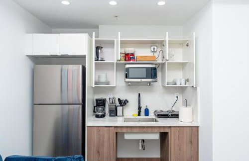Modern 1BR Suite with King Bed Near Brickell, Downtown & Wynwood - Foto 4