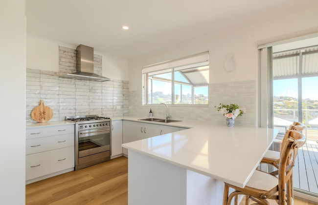 Seaview Heights by the BnB Collection - Photo 15